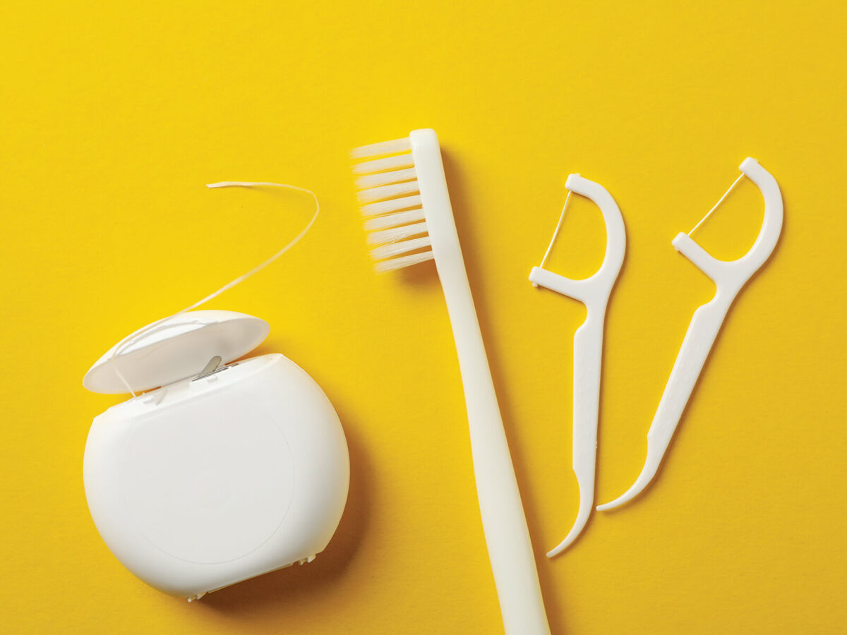 Should You Brush or Floss First? A Guide To Optimal Oral Hygiene